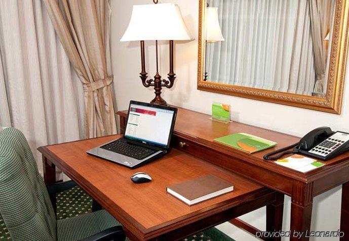 Courtyard By Marriott Saratoga Springs Hotel Szoba fotó